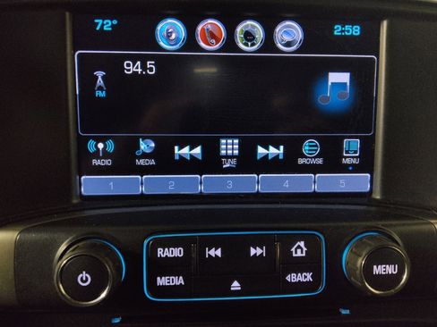 Used 2018 Chevrolet Silverado 1500 LT image 25