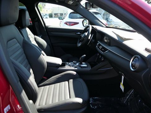 Used 2024 Alfa Romeo Stelvio Quadrifoglio w/ Active Assist Plus Package AWD/4WD image 27
