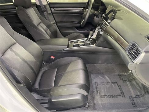 Used 2020 Honda Accord EX image 23