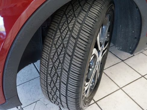 Used 2018 Chevrolet Bolt Premier w/ Driver Confidence II Package FWD image 52