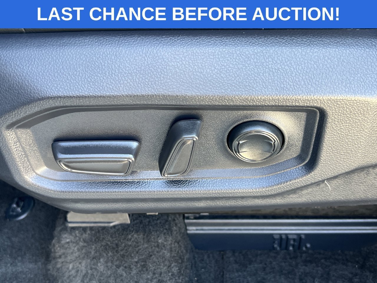 Used 2025 Toyota Sequoia Limited RWD image 11