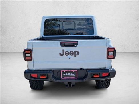 New 2026 Jeep Gladiator Mojave w/ Steel Bumper Group AWD/4WD image 8