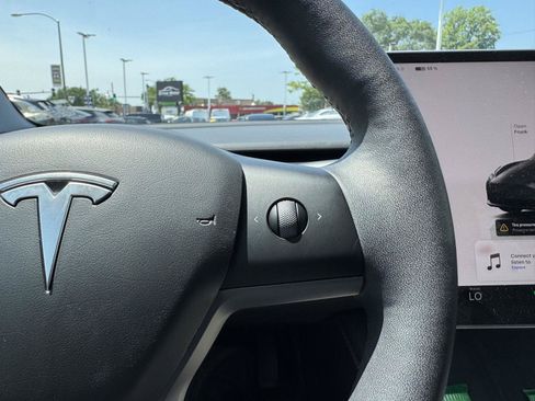 Used 2023 Tesla Model 3 Standard Range RWD image 28