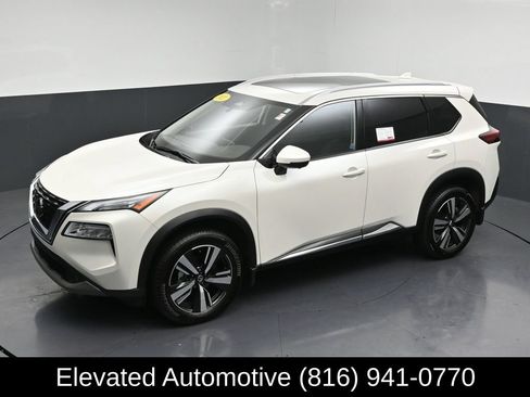 Used 2021 Nissan Rogue SL FWD image 28