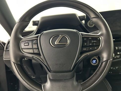 Used 2022 Lexus ES 300h w/ Accessory Package 2 FWD image 8