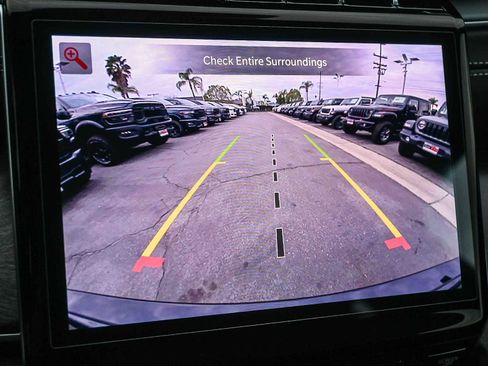 New 2025 Jeep Grand Cherokee Limited image 36