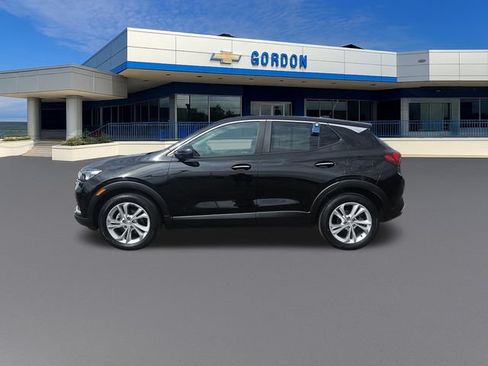 Used 2023 Buick Encore GX Preferred w/ Cold Weather Comfort Package FWD image 2