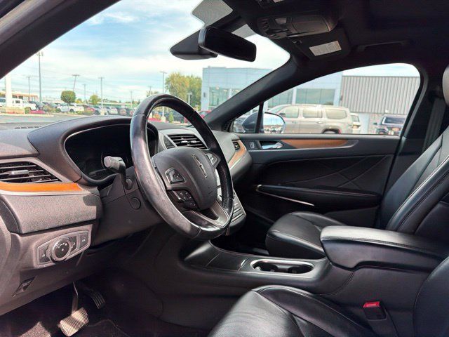 Used 2017 Lincoln MKC Reserve w/ Lincoln MKC Climate Package AWD/4WD image 14