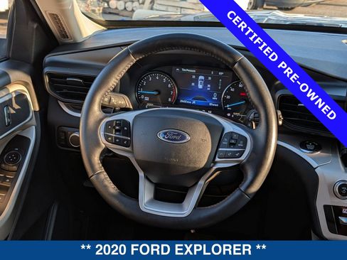 Certified 2020 Ford Explorer XLT image 17