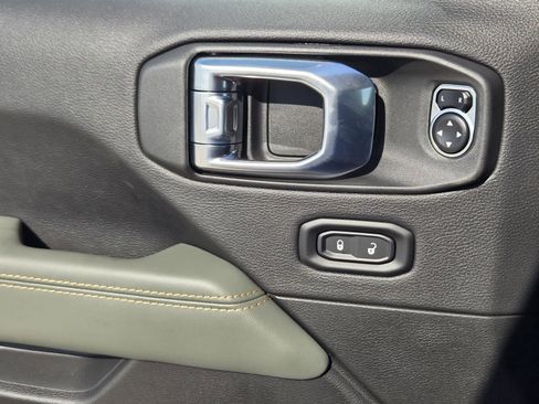 New 2026 Jeep Gladiator Mojave image 21