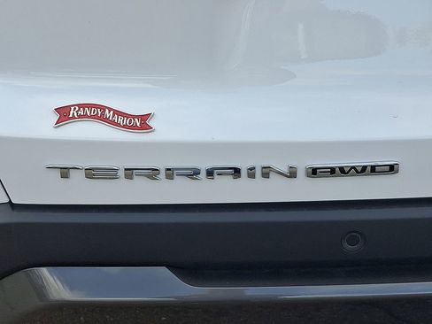 New 2026 GMC Terrain Elevation w/ Elevation Premium Package AWD/4WD image 10