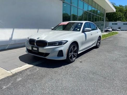Used 2023 BMW 330i xDrive Sedan w/ Premium Package AWD/4WD image 3