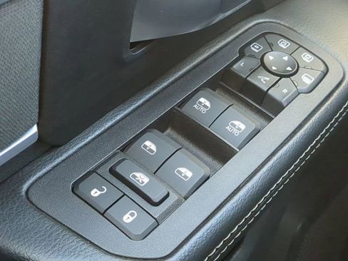 Used 2025 RAM 2500 Big Horn image 22