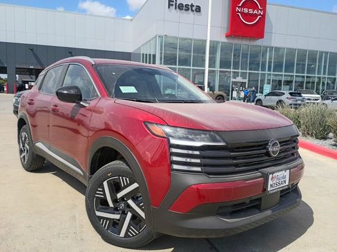 New 2026 Nissan Kicks SV image 1