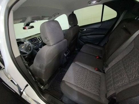 Used 2023 Chevrolet Equinox LT FWD image 33
