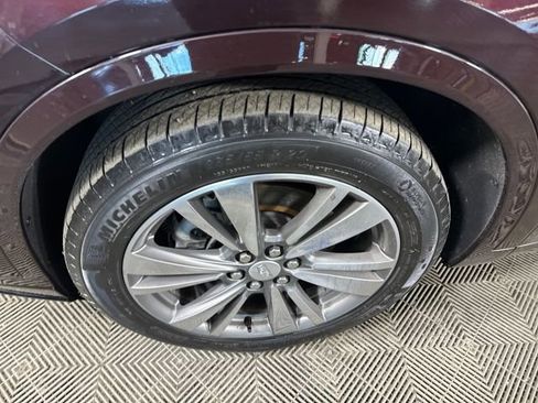 Used 2021 Cadillac XT6 Premium Luxury w/ LPO, Floor Liner Package image 10