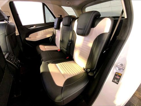 Used 2019 Mercedes-Benz GLE 43 AMG 4MATIC image 24