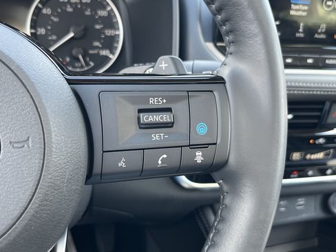 Used 2023 Nissan Rogue SL w/ SL Premium Package AWD/4WD image 27