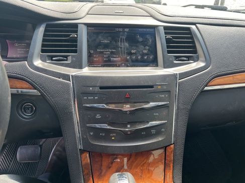 Used 2013 Lincoln MKS AWD image 12