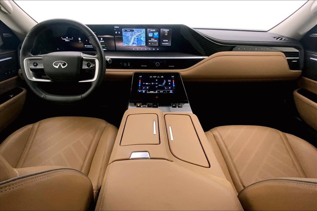 Used 2025 INFINITI QX80 Luxe AWD/4WD image 16