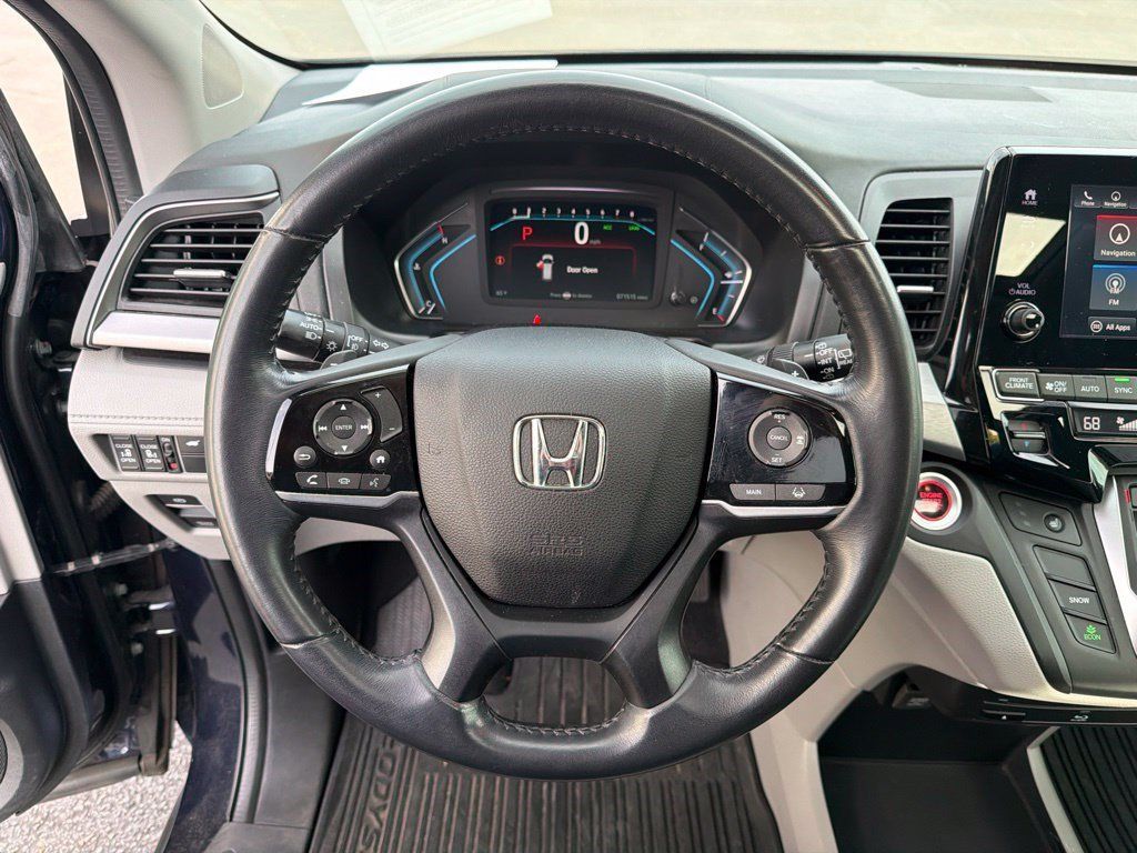 Used 2018 Honda Odyssey EX-L image 13