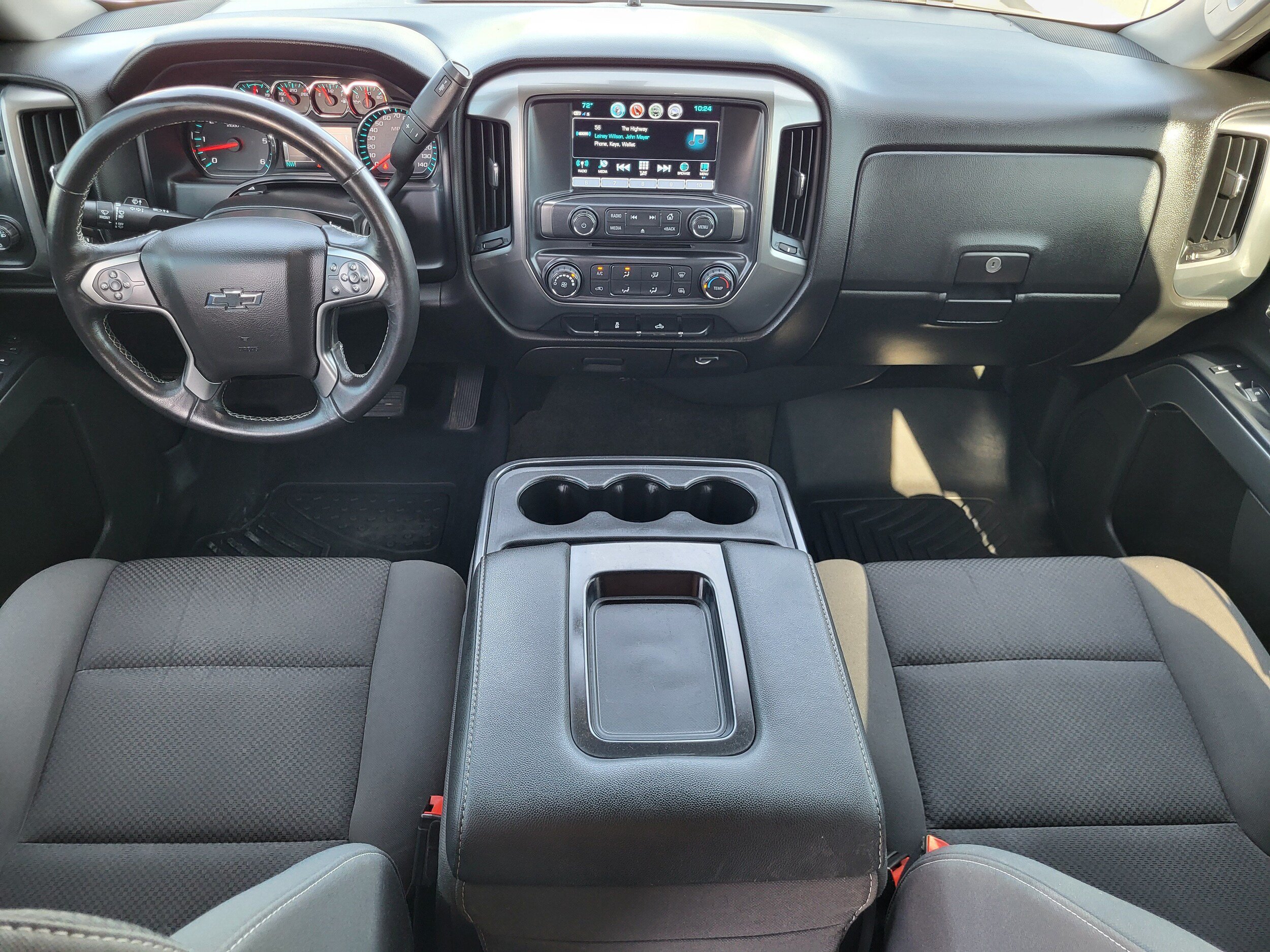 Used 2018 Chevrolet Silverado 1500 LT AWD/4WD image 12