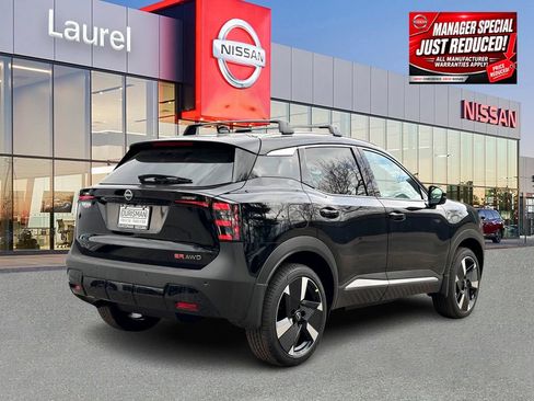 New 2025 Nissan Kicks SR w/ Illumination Package AWD/4WD image 5