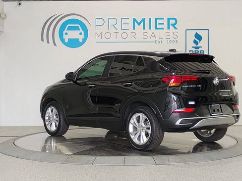 Used 2023 Buick Encore GX Preferred w/ Cold Weather Comfort Package image 3