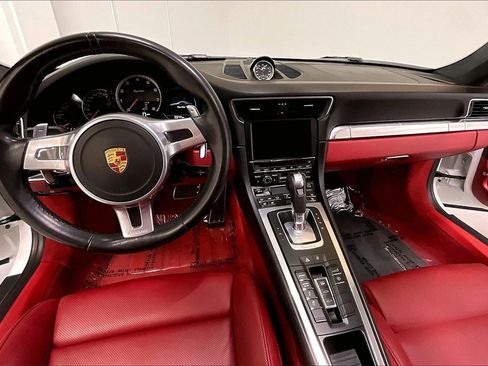 Used 2016 Porsche 911 Turbo image 22