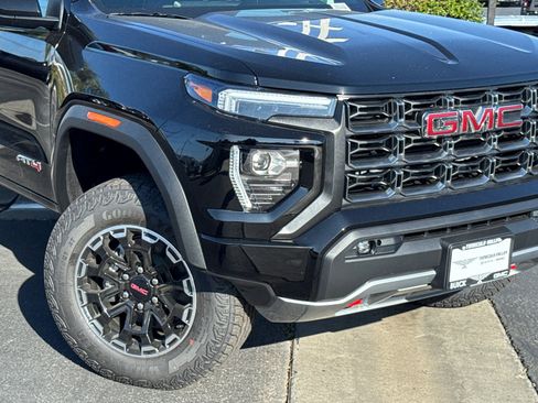 New 2026 GMC Canyon AT4 image 3