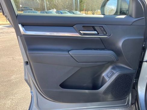 New 2026 GMC Terrain Elevation w/ Elevation Premium Package image 18