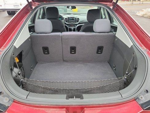 Used 2017 Chevrolet Volt LT w/ Comfort Package image 6