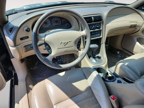 Used 2000 Ford Mustang GT RWD image 11