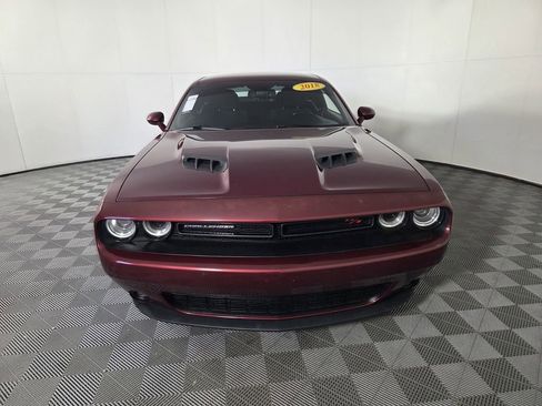 Certified 2018 Dodge Challenger R/T image 3