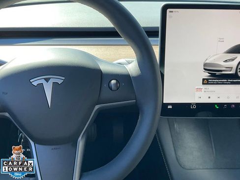 Used 2023 Tesla Model 3 Standard Range image 40