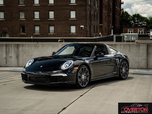 Used 2015 Porsche 911 Targa 4S AWD/4WD image 9