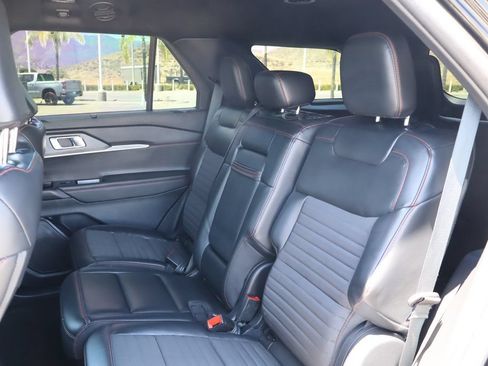 Used 2025 Ford Explorer ST-Line w/ Premium Package RWD image 33