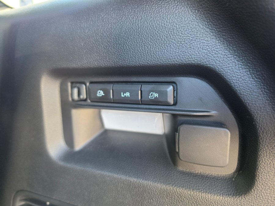 Used 2023 Ford Explorer ST AWD/4WD image 31