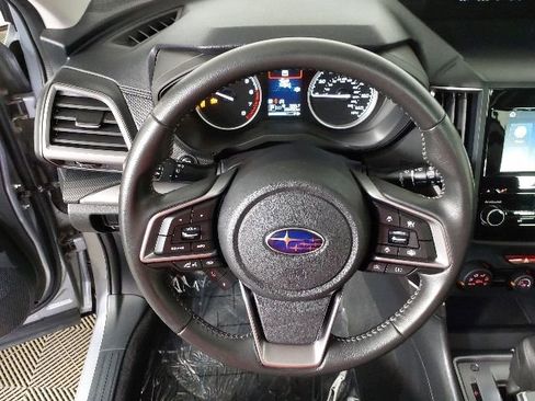 Used 2023 Subaru Forester Premium AWD/4WD image 26