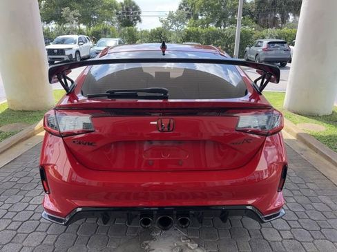 Used 2024 Honda Civic Type R image 17