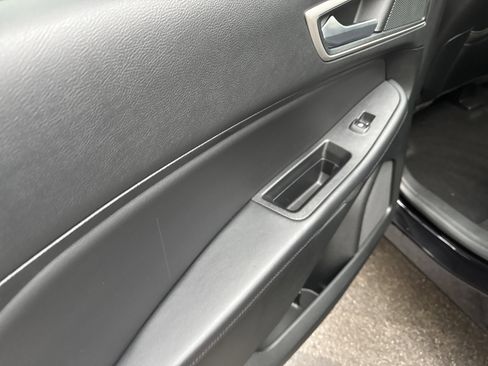 Used 2024 Ford Edge SEL w/ Convenience Package image 23