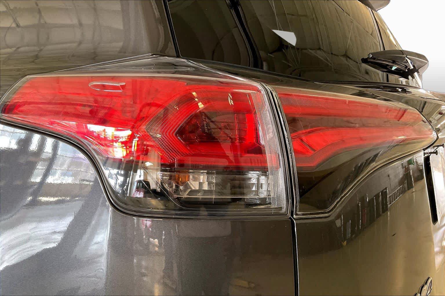 Used 2016 Toyota RAV4 Limited FWD image 26