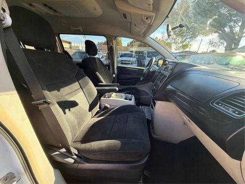 Used 2012 Dodge Grand Caravan Crew image 24
