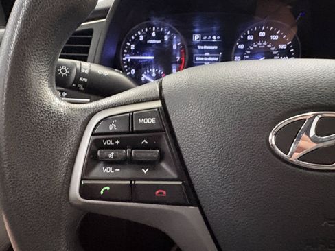 Used 2018 Hyundai Elantra SEL FWD image 15