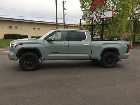 Used 2022 Toyota Tundra Limited w/ TRD Off-Road Package AWD/4WD image 3