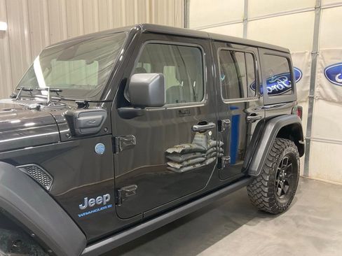 Used 2025 Jeep Wrangler Unlimited Sport S 4xe AWD/4WD image 5
