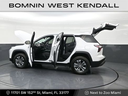 Used 2026 Chevrolet Equinox LT w/ Safety and Technology Package image 31