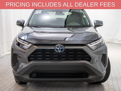 Used 2024 Toyota RAV4 LE AWD/4WD image 2