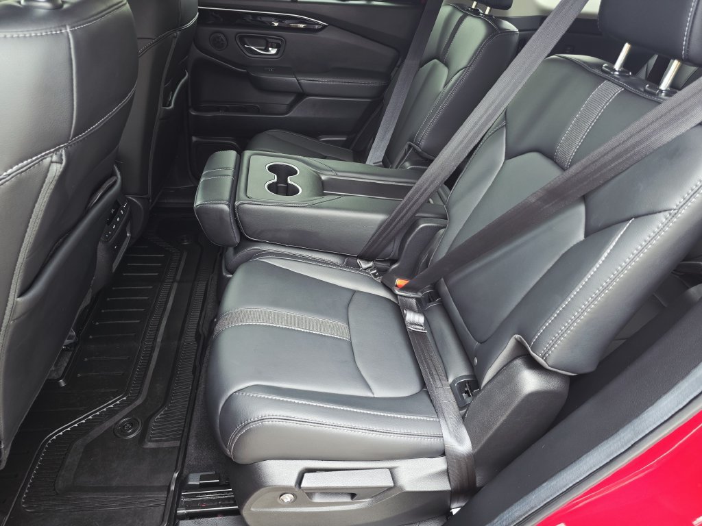Certified 2024 Honda Pilot Touring image 18