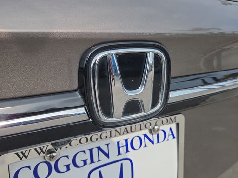 Certified 2022 Honda Odyssey Elite image 37